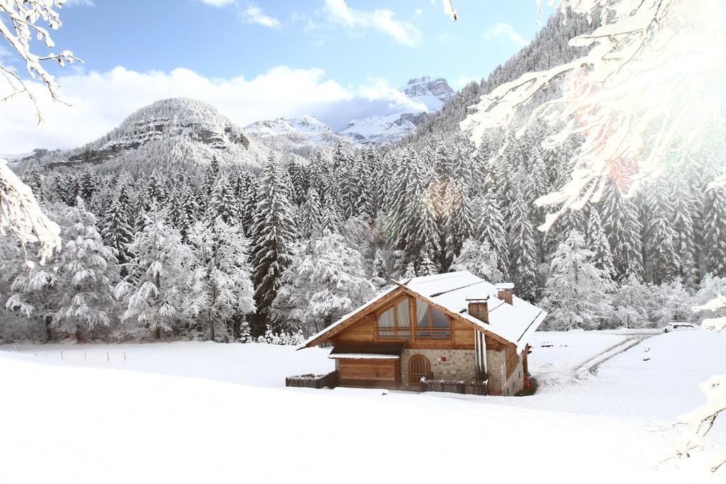 Pra De La Casa Bed & Breakfast Madonna di Campiglio Ruang foto