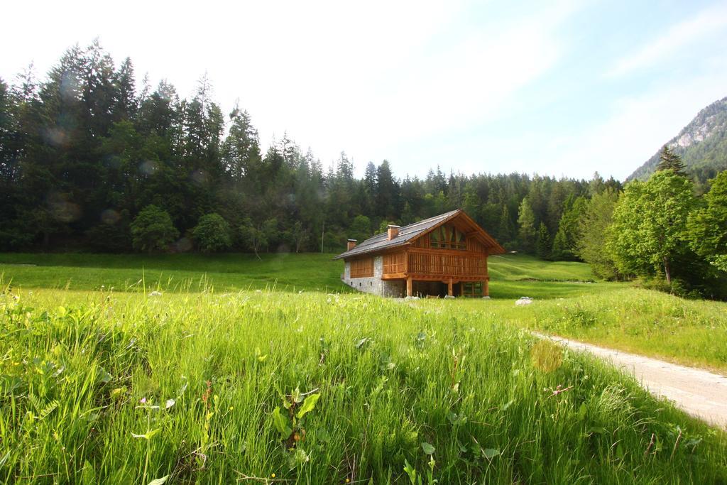 Pra De La Casa Bed & Breakfast Madonna di Campiglio Bagian luar foto